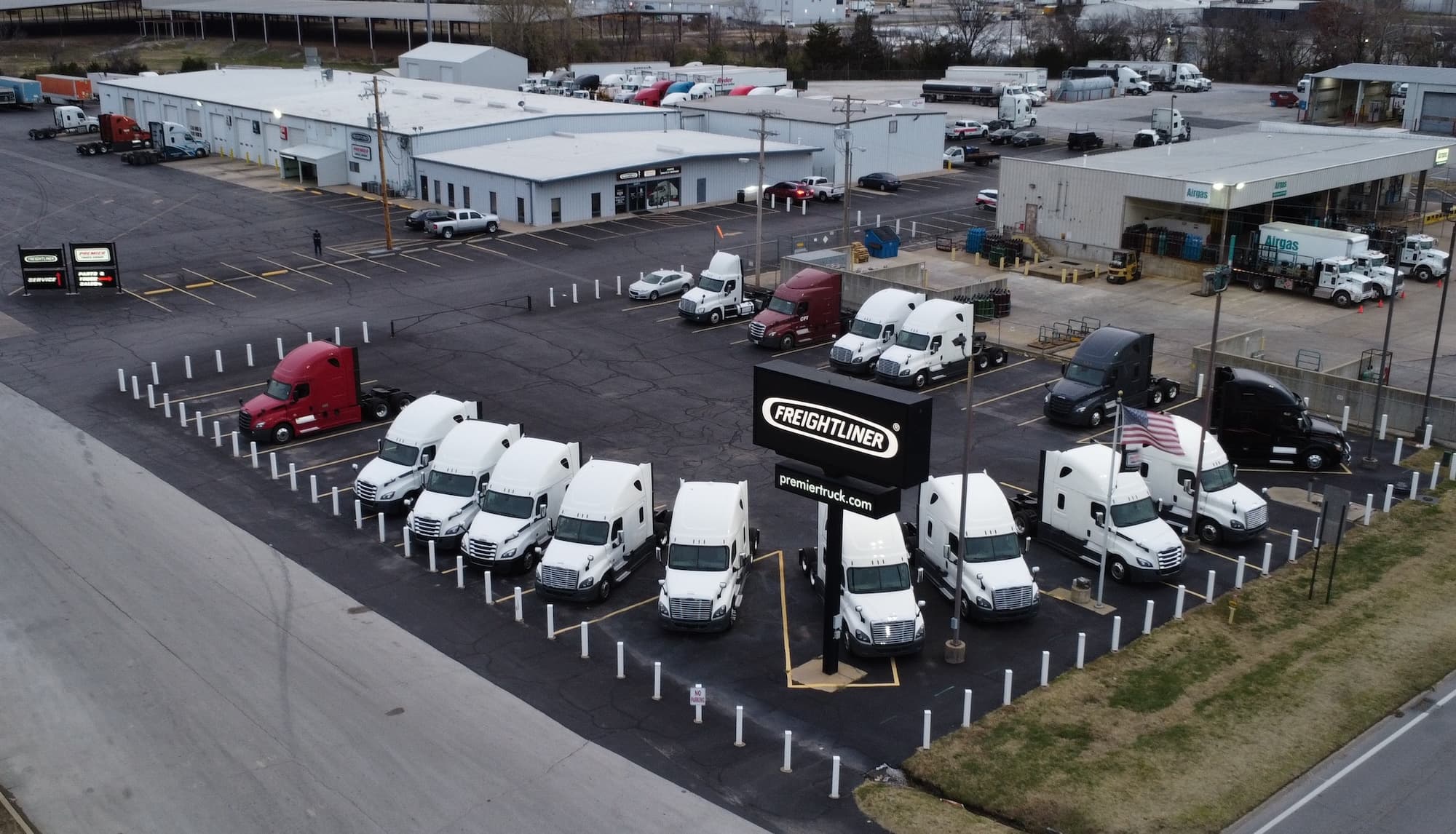 Premier Truck Group of Joplin storefront